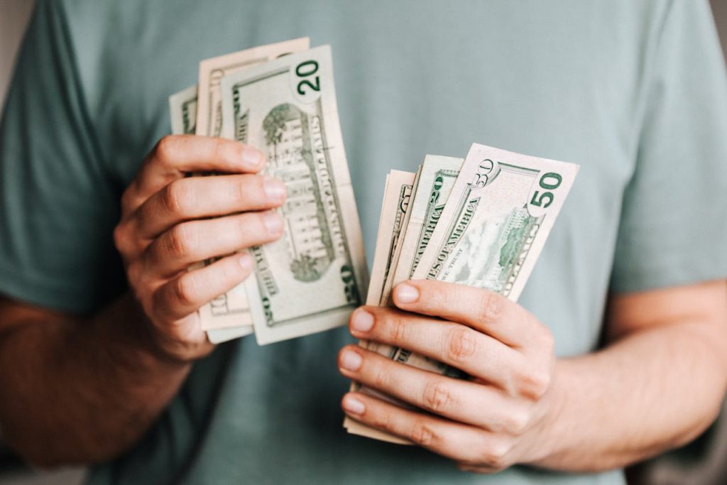 7 Ways a Quantity Surveyor Can Save You Money on Your Next Project